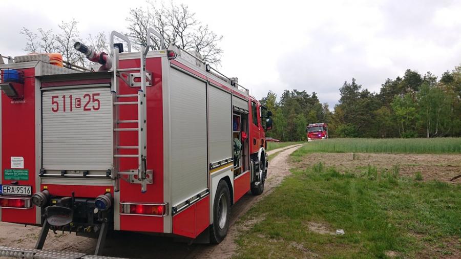 Pożar kotłowni w gminie Dobryszyce. Jedna osoba poszkodowana. Straty: 4000 zł