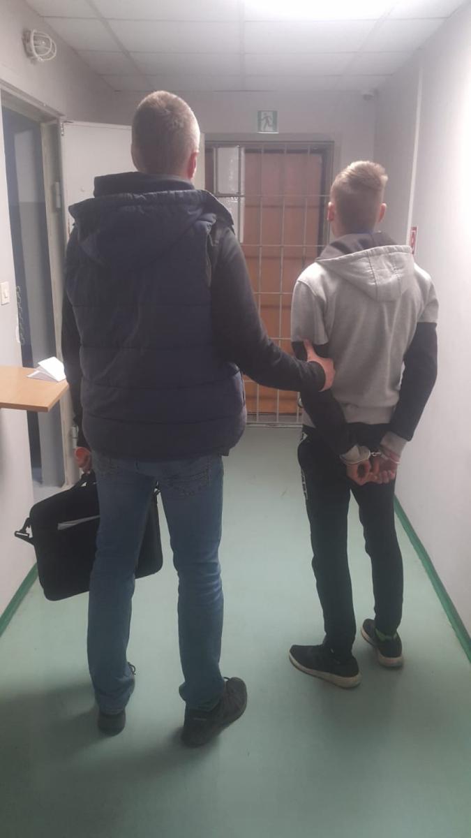 19-letni złodzieje zatrzymani dzień po kradzieży