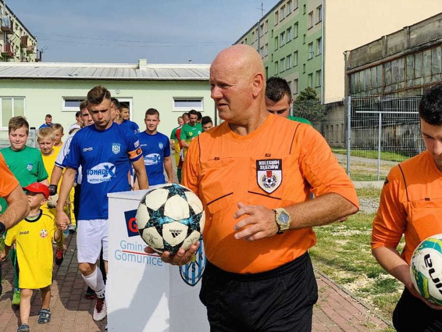 Andrzej Kozłowski sędziował 27 lat. Po raz ostatni dzisiaj w Gomunicach