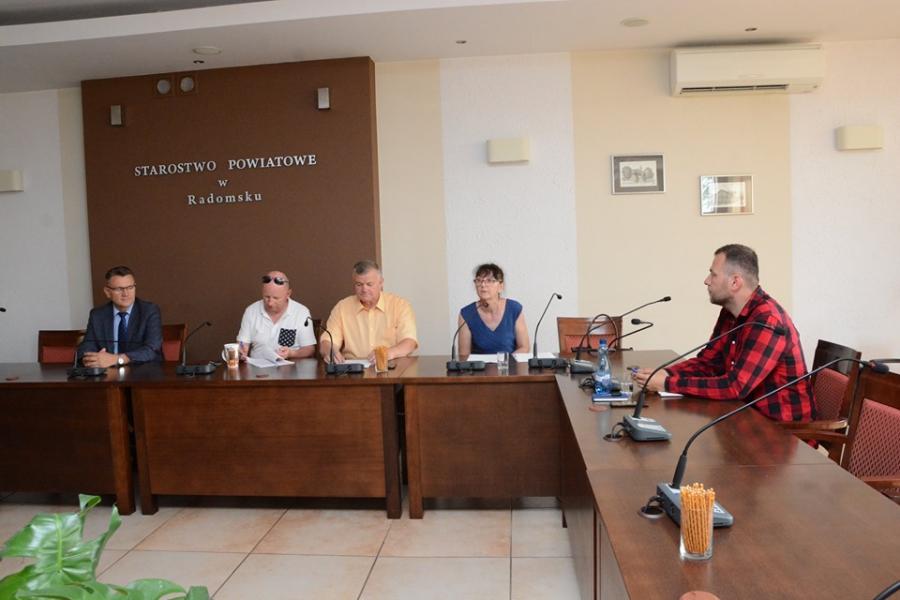 Transmisji z komisji Rady Powiatu nie będzie. Nie ma pieniędzy