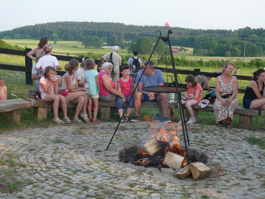 Kiedy śmieje się dziecko, śmieje się cały świat. Piknik w DOJO