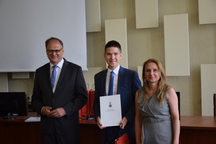 Najzdolniejsi uczniowie wyróżnienia odebrali w urzędzie miasta