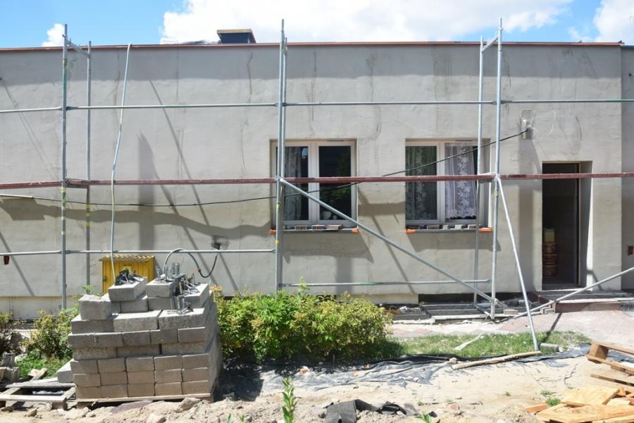 [ZDJĘCIA] Trwa termomodernizacja Publicznego Przedszkola nr 2 w Radomsku