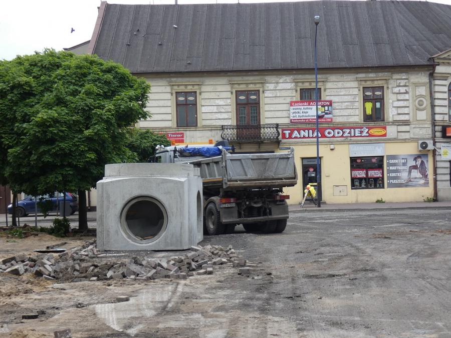 [UWAGA] Centrum bez wody. Na Żeromskiego, Reymonta, placu 3 Maja i Narutowicza