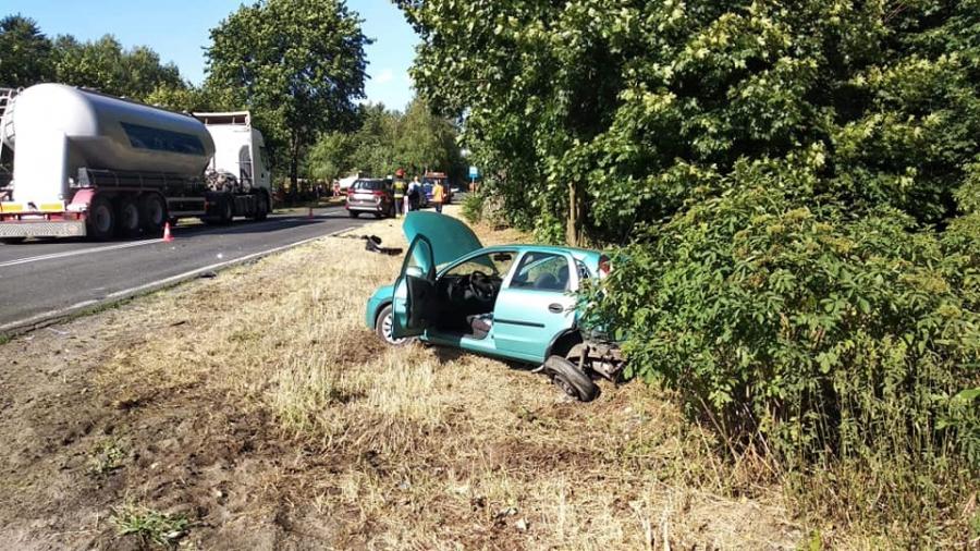 Gm. Kamieńsk: zderzenie dwóch samochodów na DK 91. Nie wyhamował