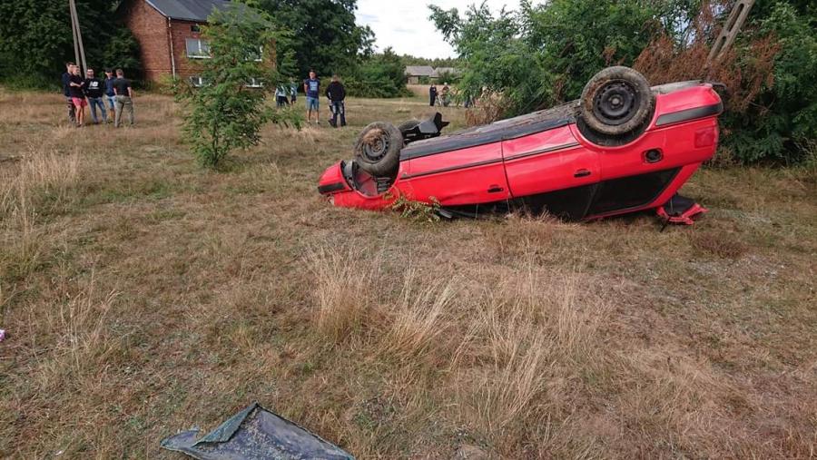 Wypadek w Kolonii Krępa. Potrzebny był śmigłowiec LPR