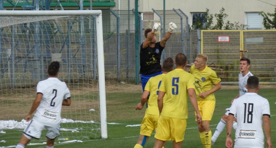 RKS Radomsko - Legia II Warszawa  0:1. Sezon w III lidze rozpoczęty