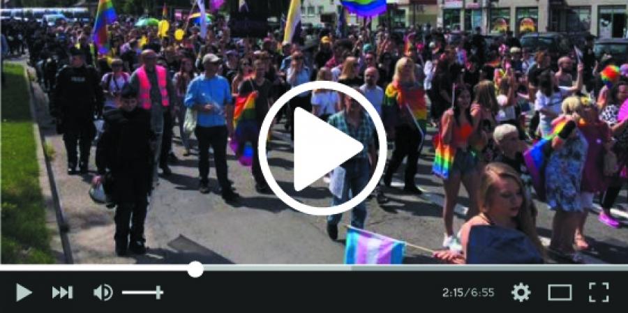 [OGLĄDAJ] Relacja wideo z pierwszego Marszu Równości w Radomsku i kontrmanifestacji