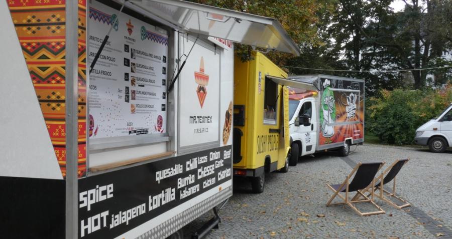 No to smacznego! Food Trucki zaparkowały na pl. 3 Maja