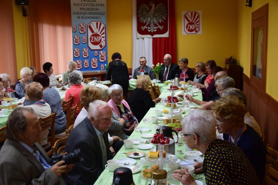 Nauczyciele emeryci i renciści świętowali Dzień Edukacji Narodowej