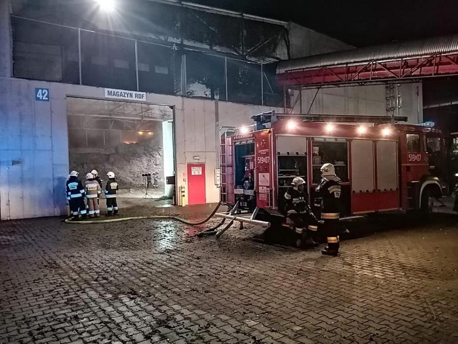 Pożar paliwa na składowisku w Ruszczynie w gm. Kamieńsk