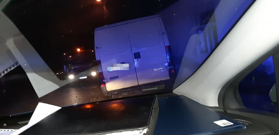 Kompletnie pijany 33-latek wjechał w dom przy Kieleckiej w Przedborzu