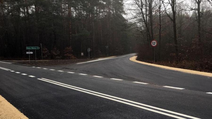 Kilometr generalnego remontu drogi między Przedborzem a Piskorzeńcem
