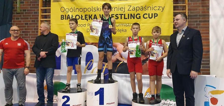 Franciszek Koćwin wygrywa w Białołęce. Nie daje szans rywalom