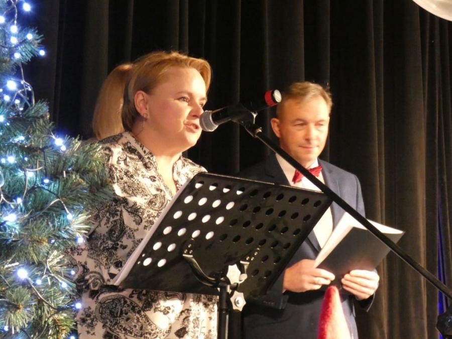 [ZDJĘCIA] IX Koncert grudniowy SOSW w MDK
