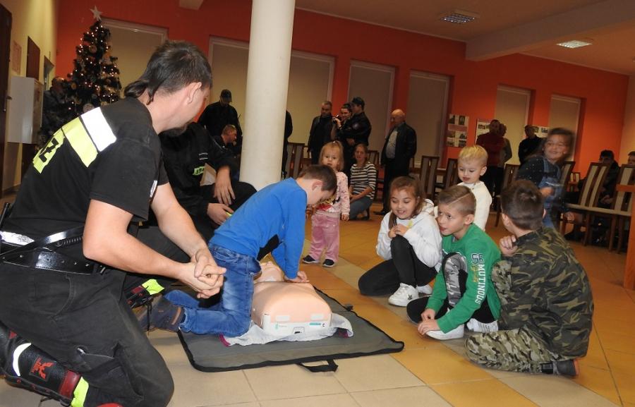 Strażacy z Zagórza szkolili z pierwszej pomocy