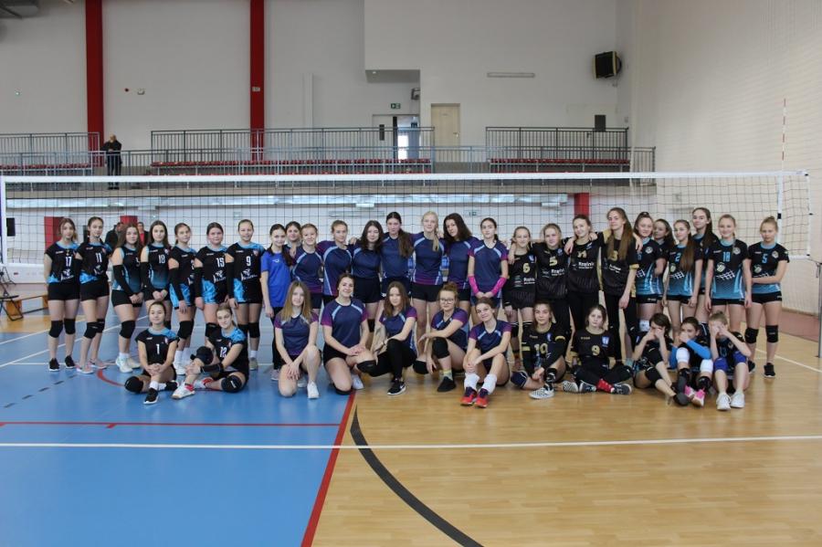 Volley Day Lgota Wielka. Dwa turnieje w hali powiatowej