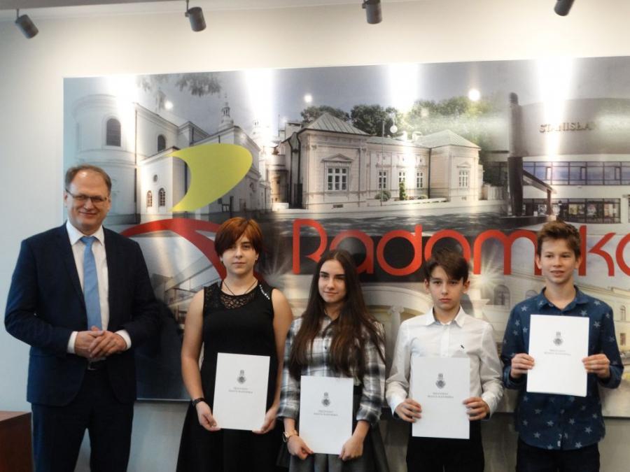 Sukcesy młodych sportowców zostały docenione