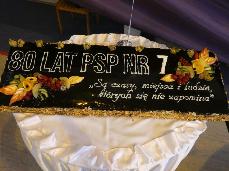 Wspomnień czar. Jubileusz 80-lecia PSP nr 7 w Radomsku