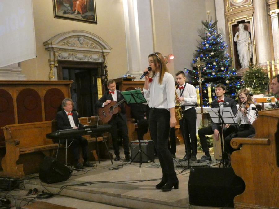 [ZDJĘCIA] Finał XVII edycji Festiwalu „Hej, Panie Jezu” w kolegiacie Lamberta