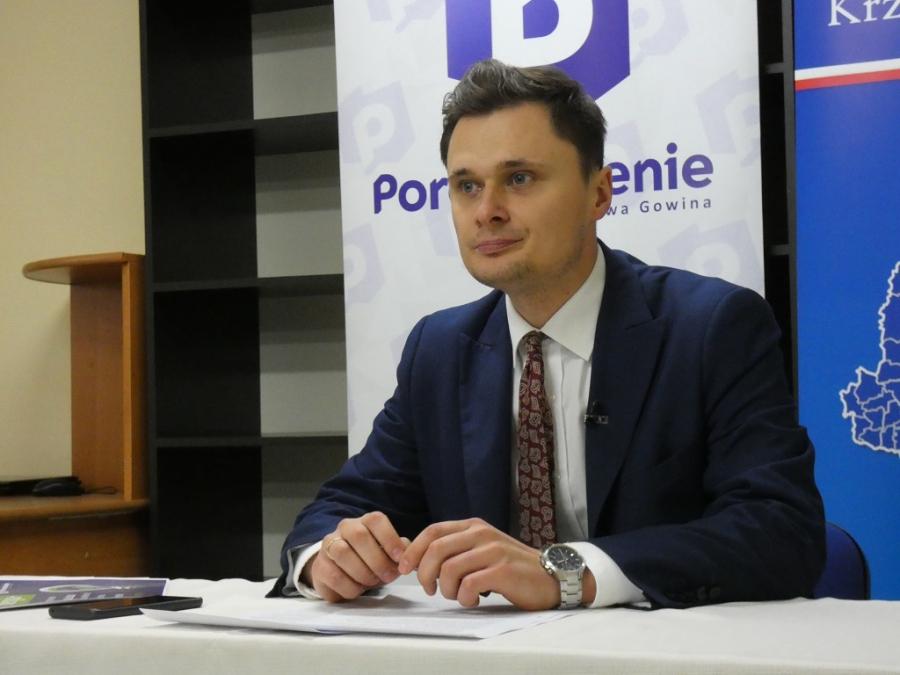 [FILM] Wicewojewoda Krzysztof Ciecióra zachęca do produkcji prądu. Są dotacje