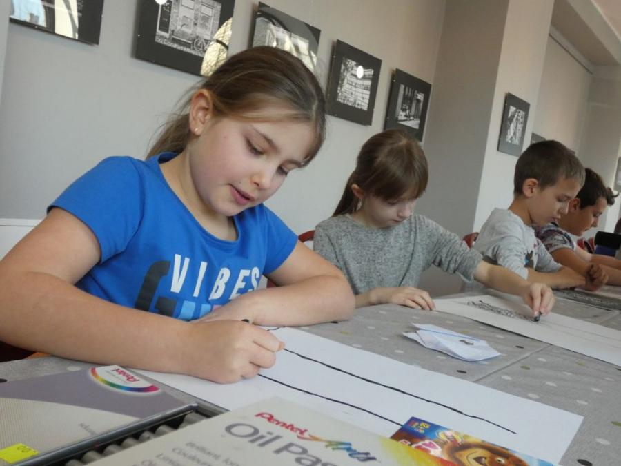 [ZDJĘCIA] Pierwszy tydzień ferii. Warsztaty w muzeum u bibliotece
