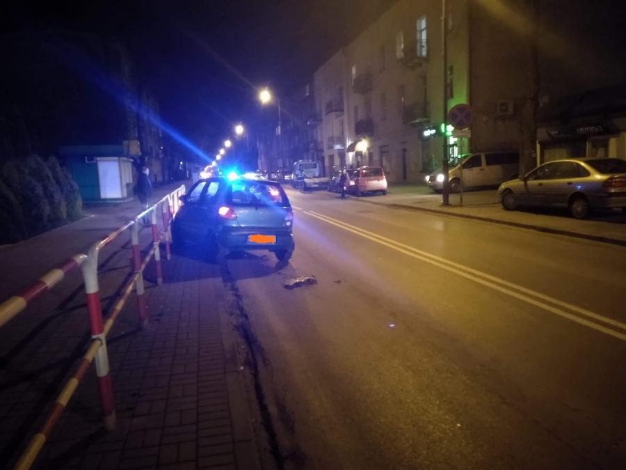 Pijany 37-letni radomszczanin bez prawa jazdy za kierownicą matiza