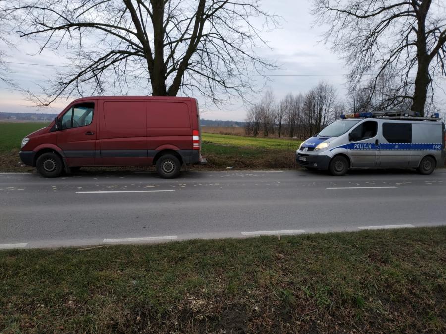 Zasnął za kierownicą, bo miał 3 promile w wydychanym
