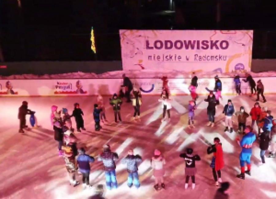 MOSiR ogłasza: nie ma zimy, nie ma lodowiska. Do przyszłego sezonu