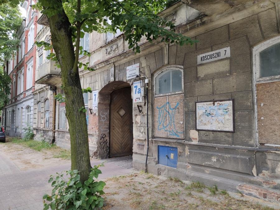 Kamienica przy Kościuszki 7a jednak nie do sprzedaży? Będą mieszkania socjalne?