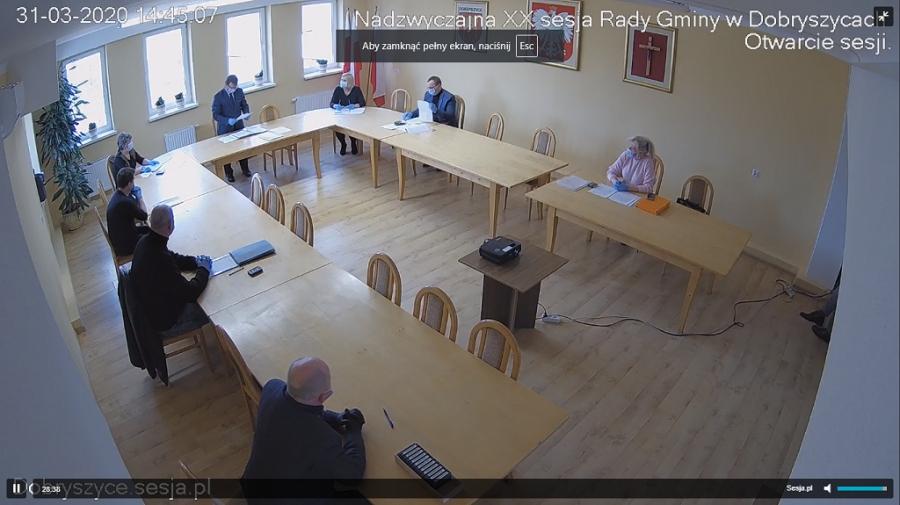 Radny Zasempa zapowiada skargę do wojewody i premiera. Na wójt i przewodniczącego