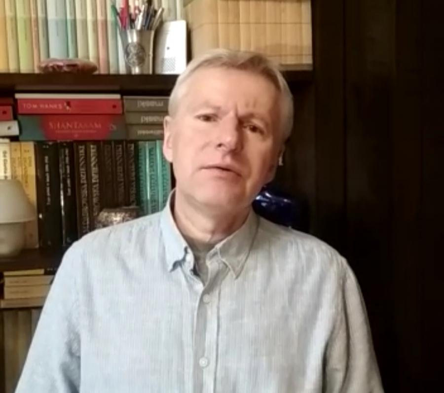 [WIDEO] Robert Dorosławski, dyrektor teatru Mickiewicza, czyta Różewicza