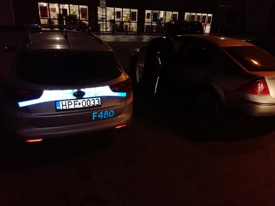 Pijany 41-latek przyjechał na zakupy. Miał 2,5 promila w wydychanym