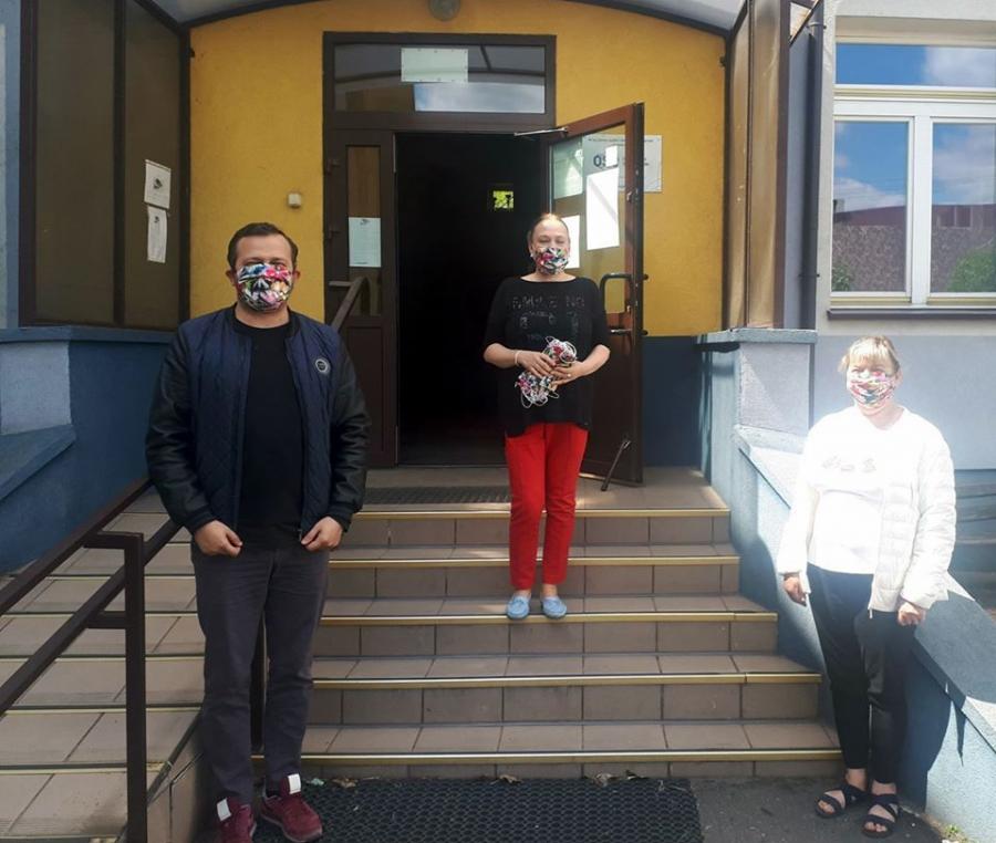 Maseczki od Klubu Kobiet Kreatywnych dla mieszkańców