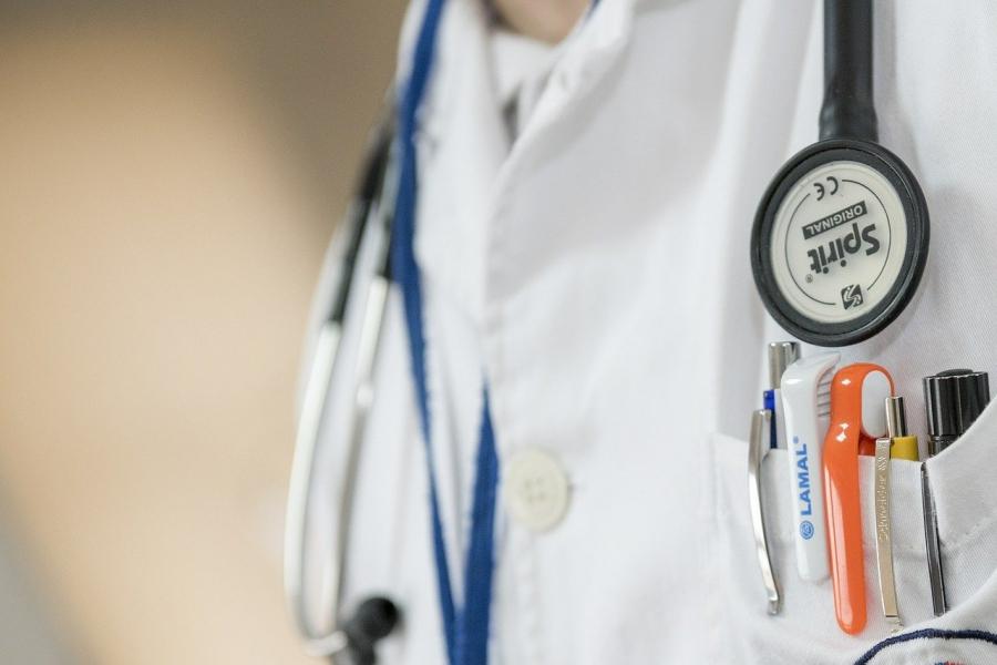 Nie można karać lekarza za to, że diagnozuje pacjenta