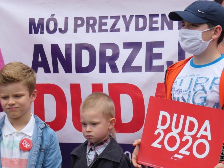 Kampania zbliża się ku końcowi. Ostatnie spotkania i wiece poparcia