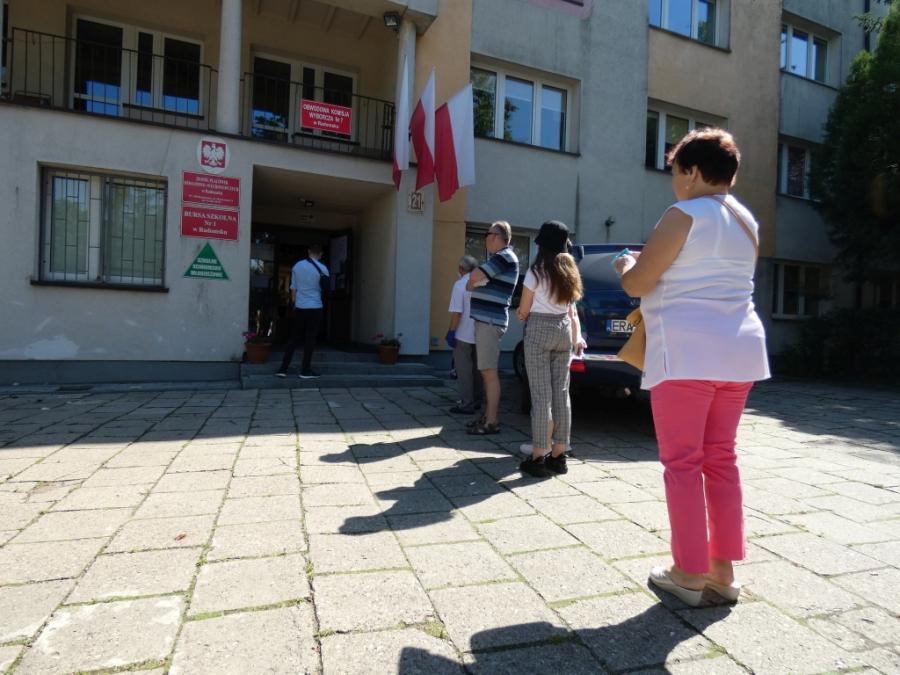 Wybieramy prezydenta. Są kolejki, ale głosowanie idzie sprawnie