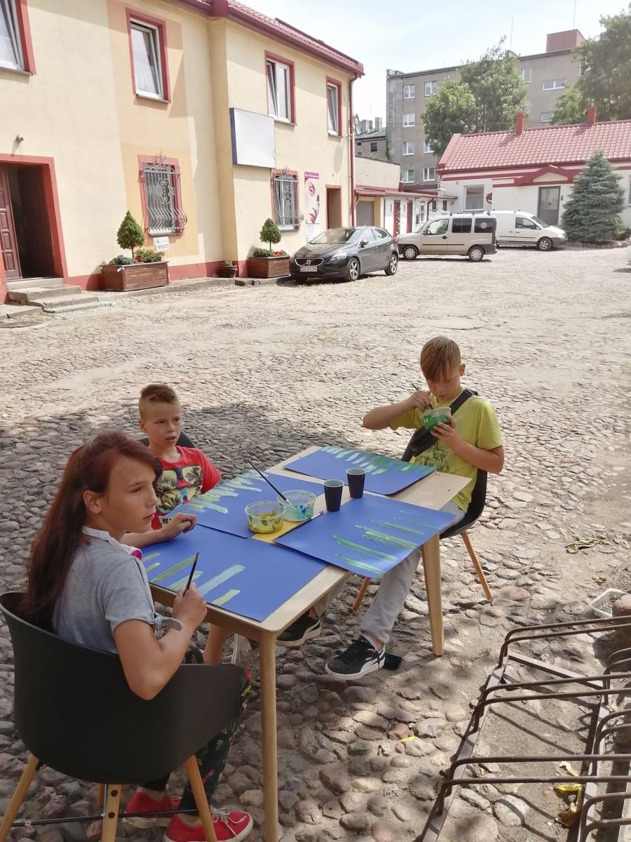 Plastyczna sobota dla dzieci z Fundacją Inicjatyw Kulturalnych