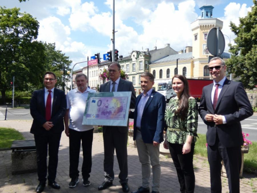 Zarząd klubu RKS zaprezentował kolekcjonerski banknot „0 euro”