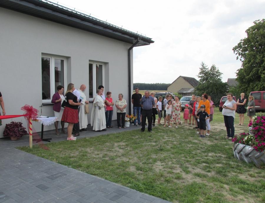 Otwarto wyremontowany budynek świetlicy wiejskiej w Rogach