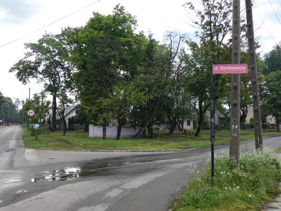 Skatowany na Sienkiewicza. Bez powodu, bez świadków. Widziałeś coś?