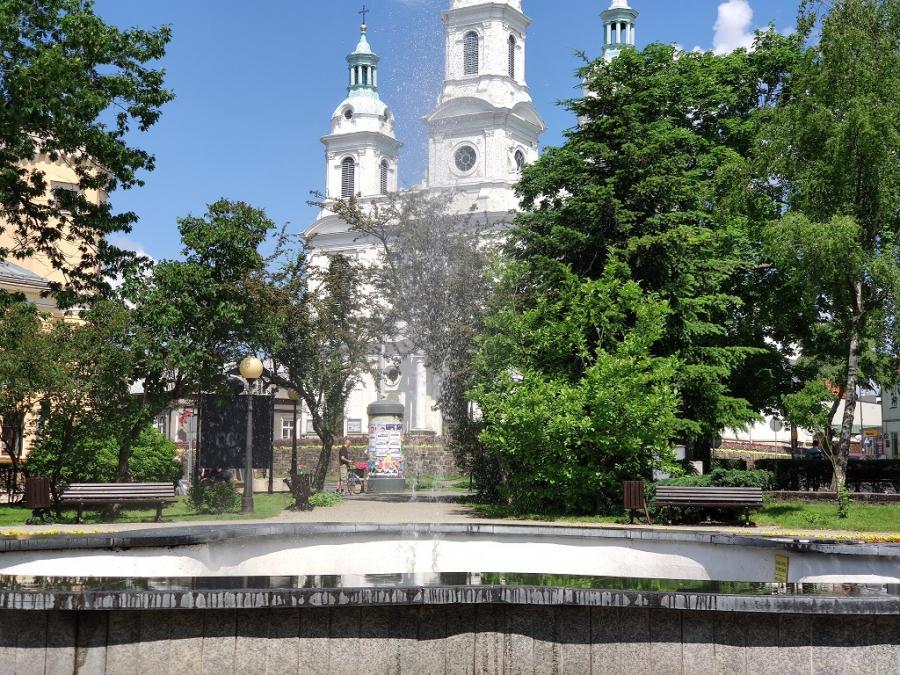 [Ranking zamożności] Kamieńsk wysoko, Radomsko spada, powiat w górę