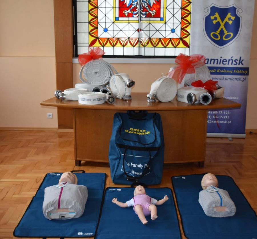OSP Gorzędów i OSP Kamieńsk otrzymały nowy sprzęt