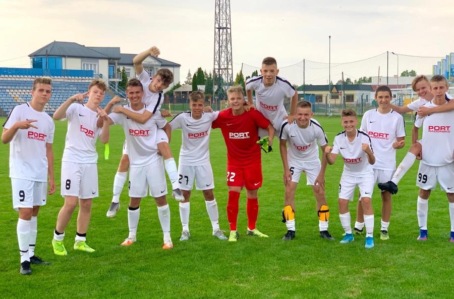 Sporting Radomsko zwycięża w inauguracyjnym meczu ligi wojewódzkiej