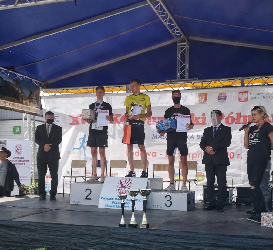 Mateusz Walaszczyk czwarty na Mistrzostwach Polski Nauczycieli w Półmaratonie