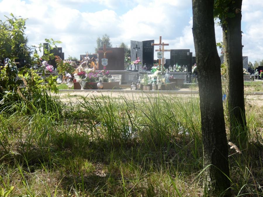 Nowy Cmentarz będzie większy. Parafia zapłaci za działki pół miliona