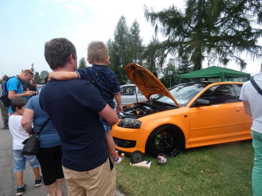 Zlot motoryzacyjny Moto Show Kamieńsk 2020