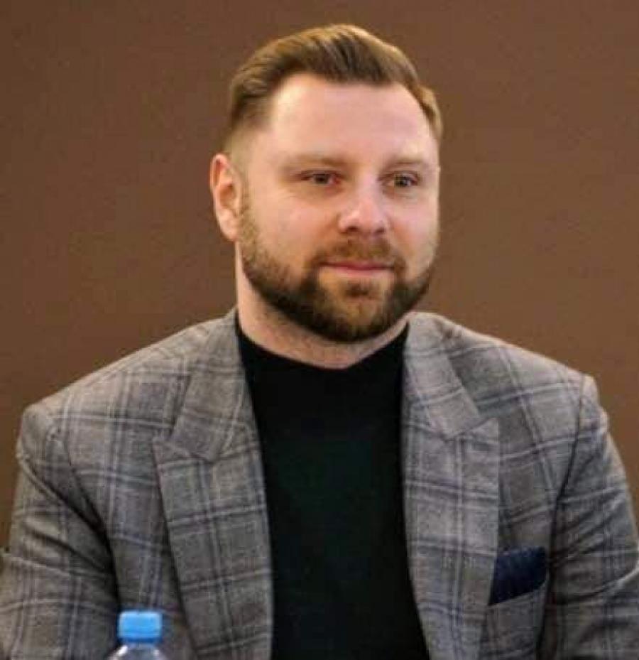 Lisowski: czekam na pochówki na cmentarzu w cenie co łaska minus 40 proc. bonifikaty