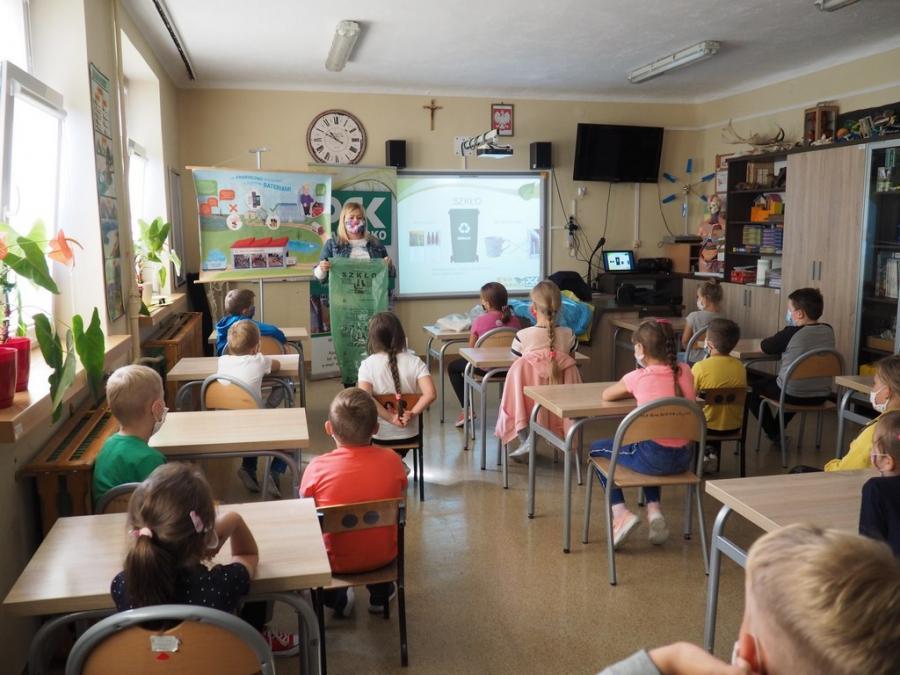 PGK Radomsko edukuje dzieci i młodzież o prawidłowej segregacji śmieci