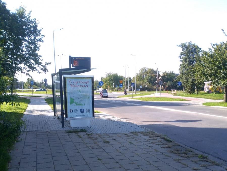 Przystanek nie zgrał się z zatoką. Pasażerowie mają rozdwojenie jaźni